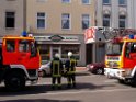 Brand Wohnung mit Menschenrettung Koeln Vingst Ostheimerstr  P074